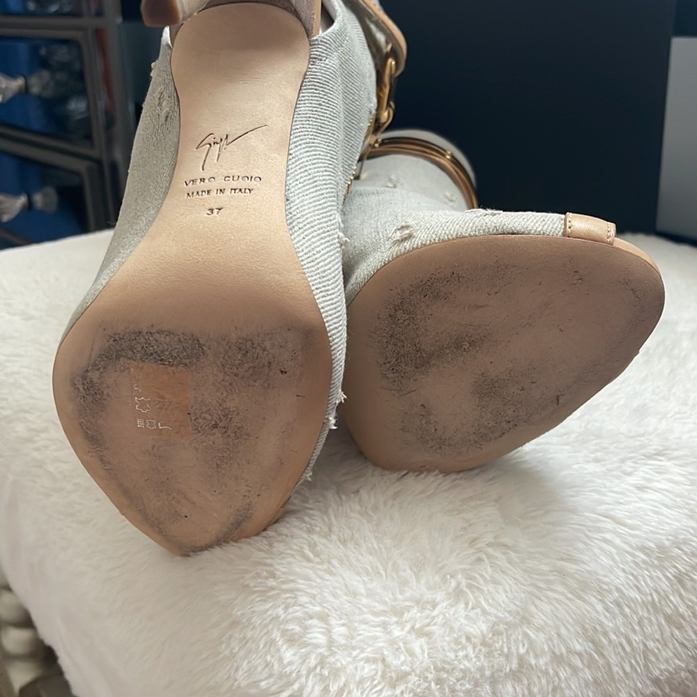 Giuseppe Zanotti acid wash denim peep toe bootie - Picture 8 of 9